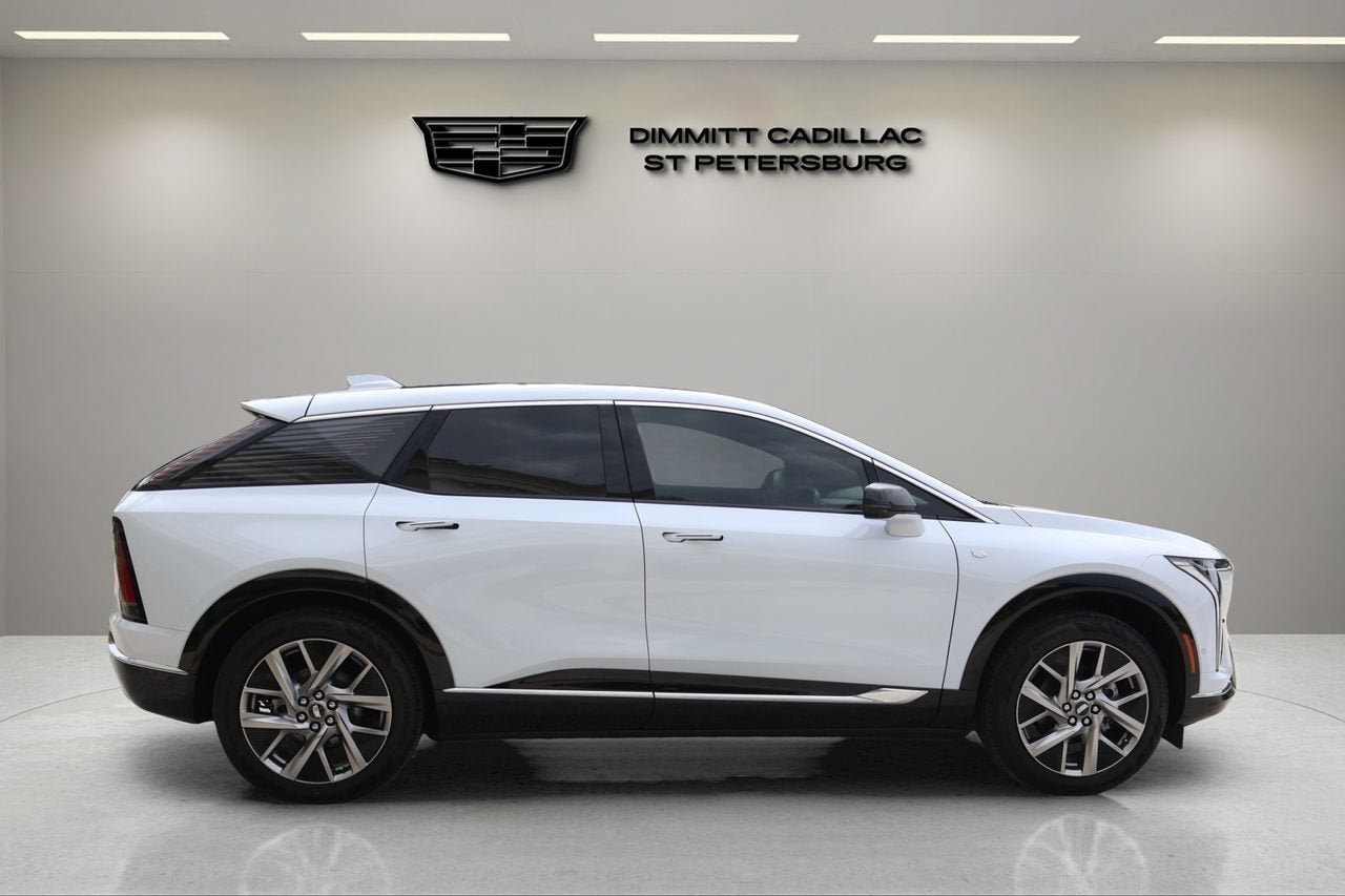 2027 Cadillac OPTIQ Premium Luxury