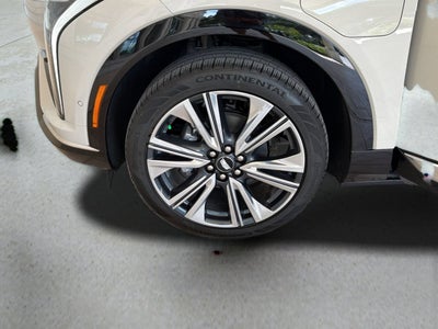 2027 Cadillac OPTIQ Premium Luxury