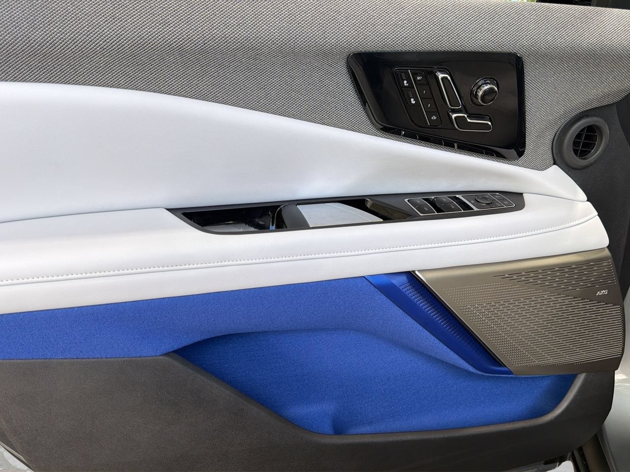 2027 Cadillac OPTIQ Sport