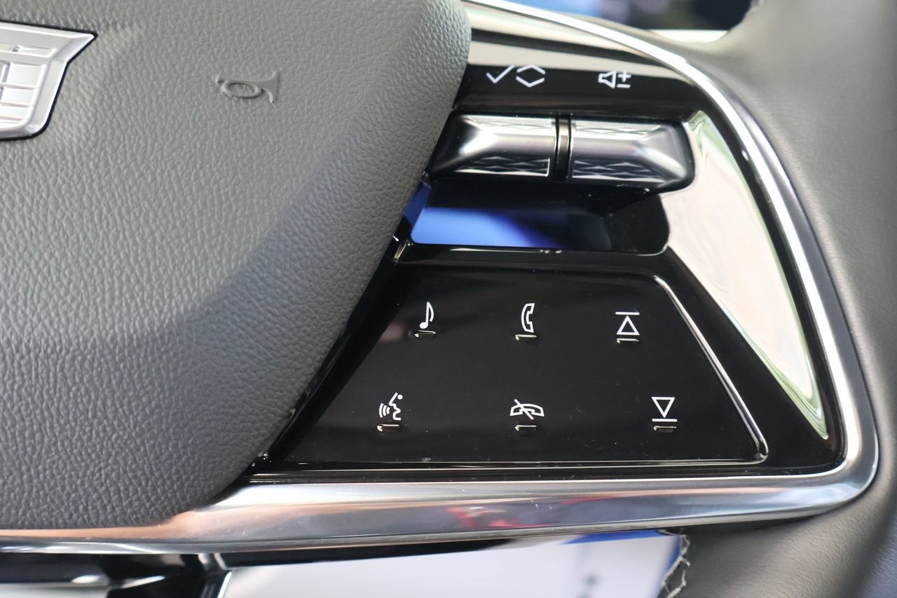 2025 Cadillac OPTIQ Sport 1