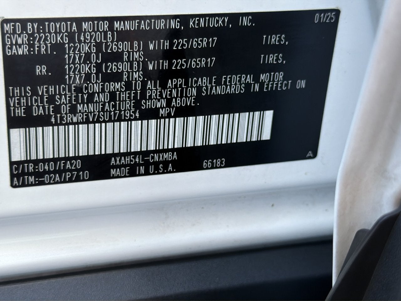 2025 Toyota RAV4 Hybrid XLE