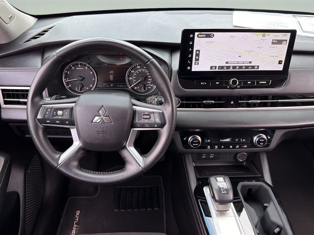 2025 Mitsubishi Outlander SE