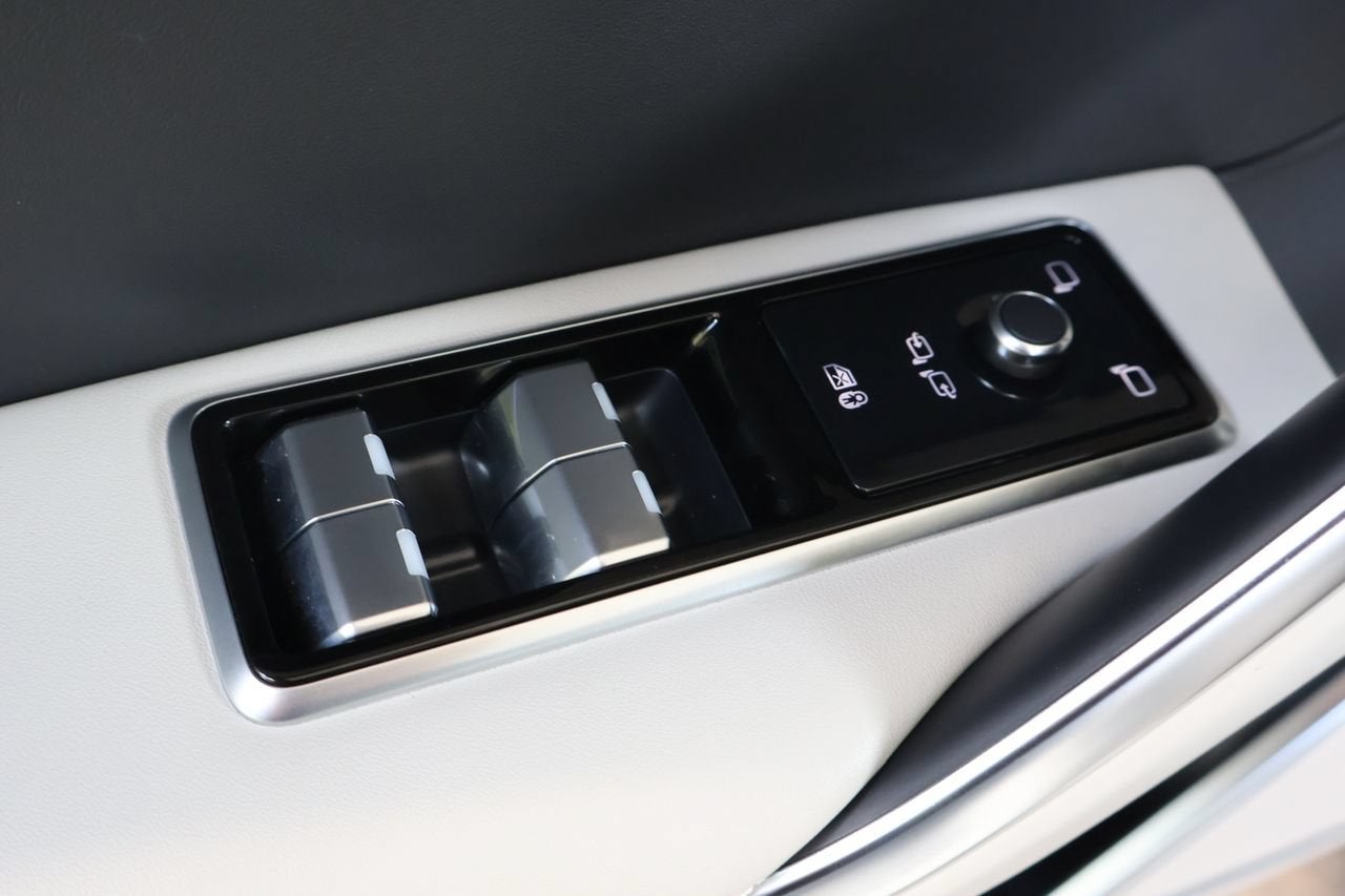 2024 Jaguar F-PACE R-Dynamic S