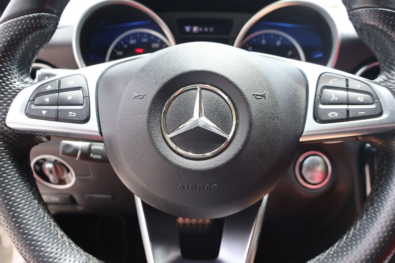 2020 Mercedes-Benz SLC SLC 300