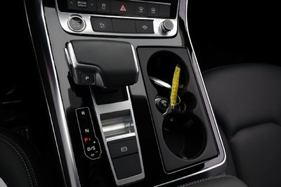 2023 Audi Q8 Premium