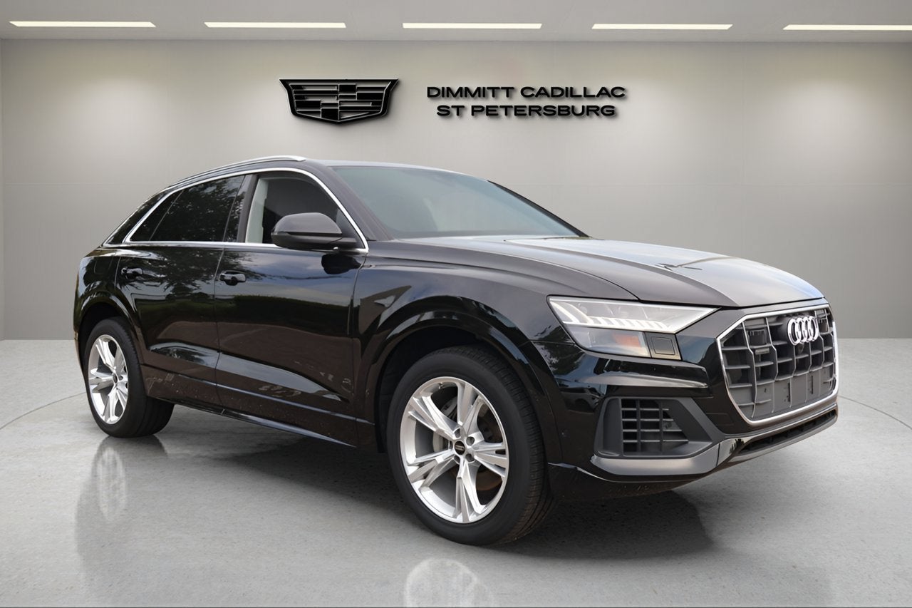 2023 Audi Q8 Premium