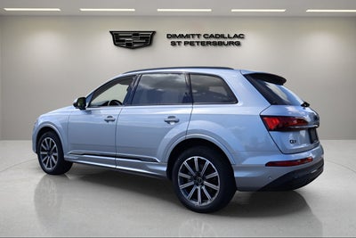 2023 Audi Q7 Premium Plus