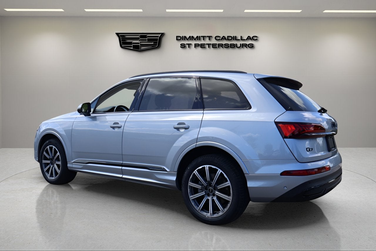 2023 Audi Q7 Premium Plus