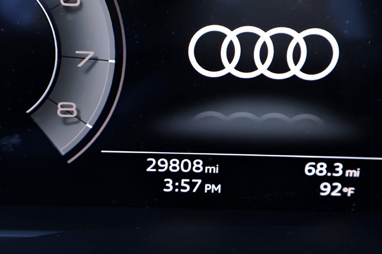 2023 Audi Q7 Premium Plus
