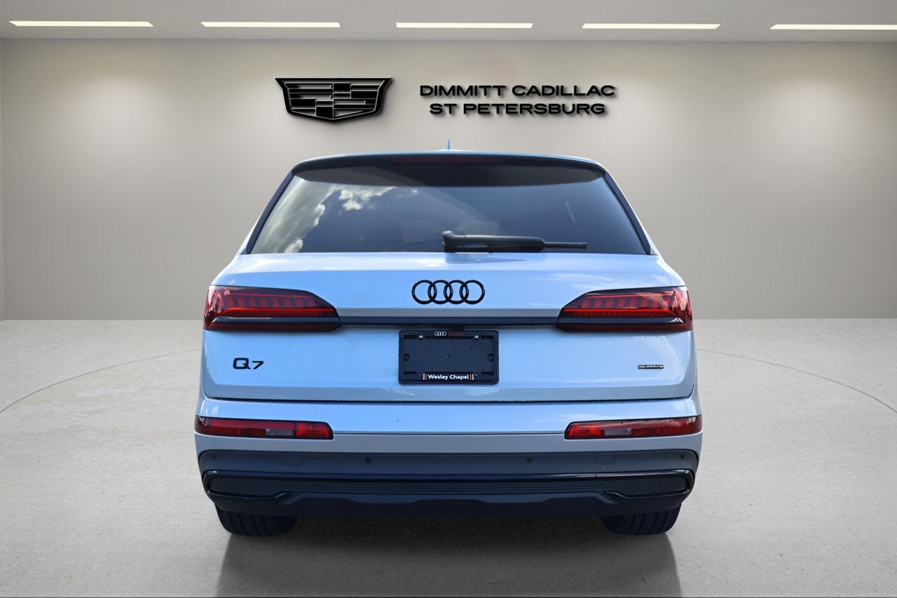 2023 Audi Q7 Premium Plus