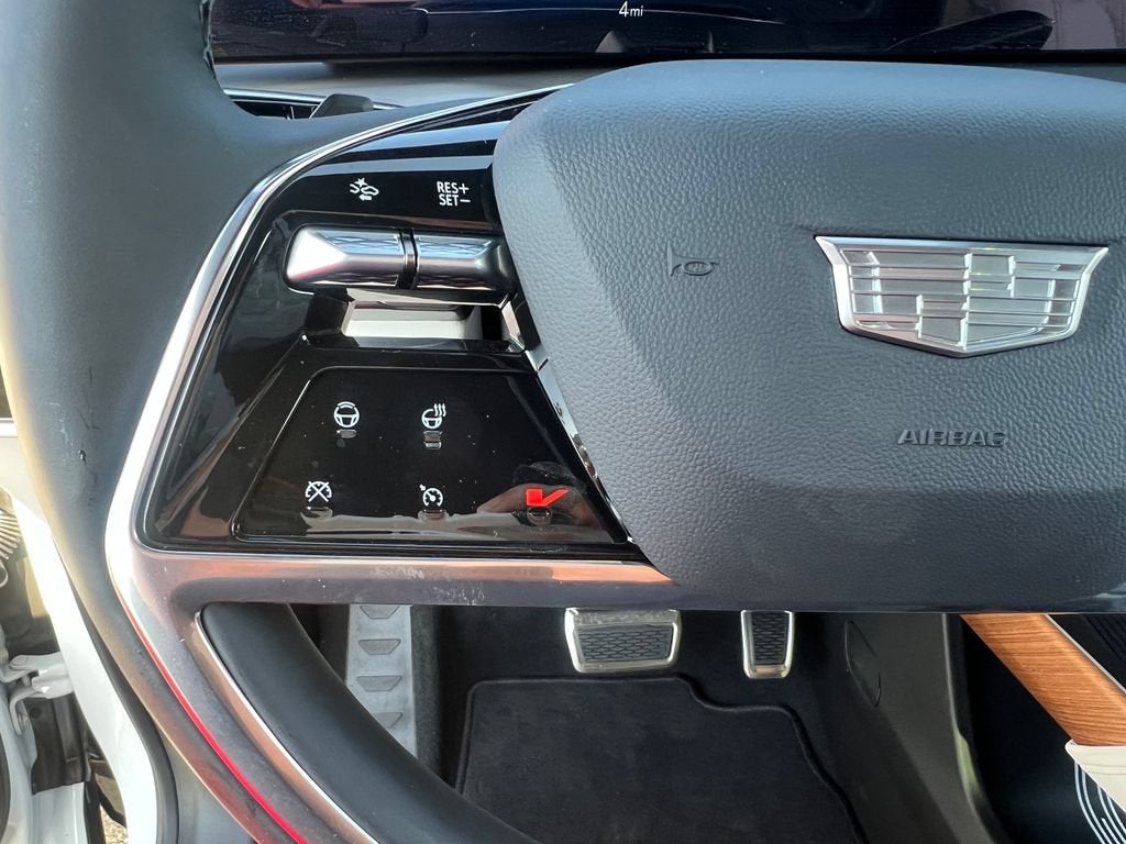 2027 Cadillac VISTIQ Luxury