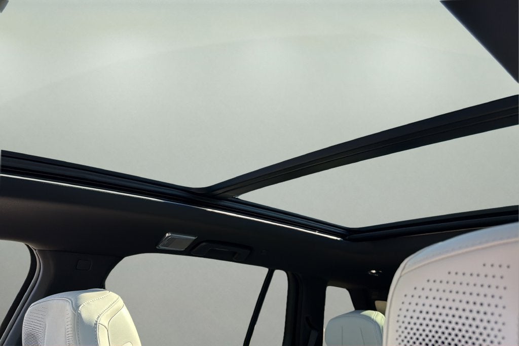 2027 Cadillac VISTIQ Sport