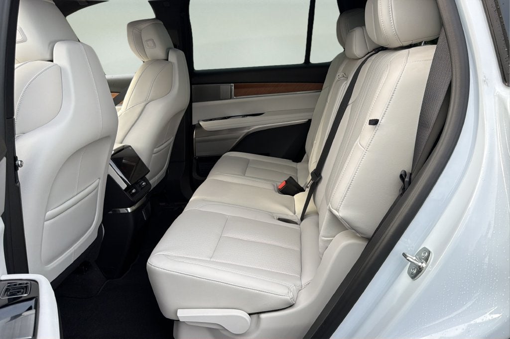 2027 Cadillac VISTIQ Sport
