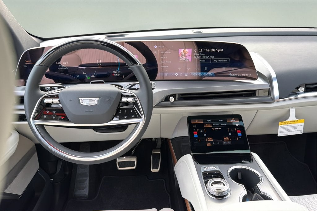 2027 Cadillac VISTIQ Sport