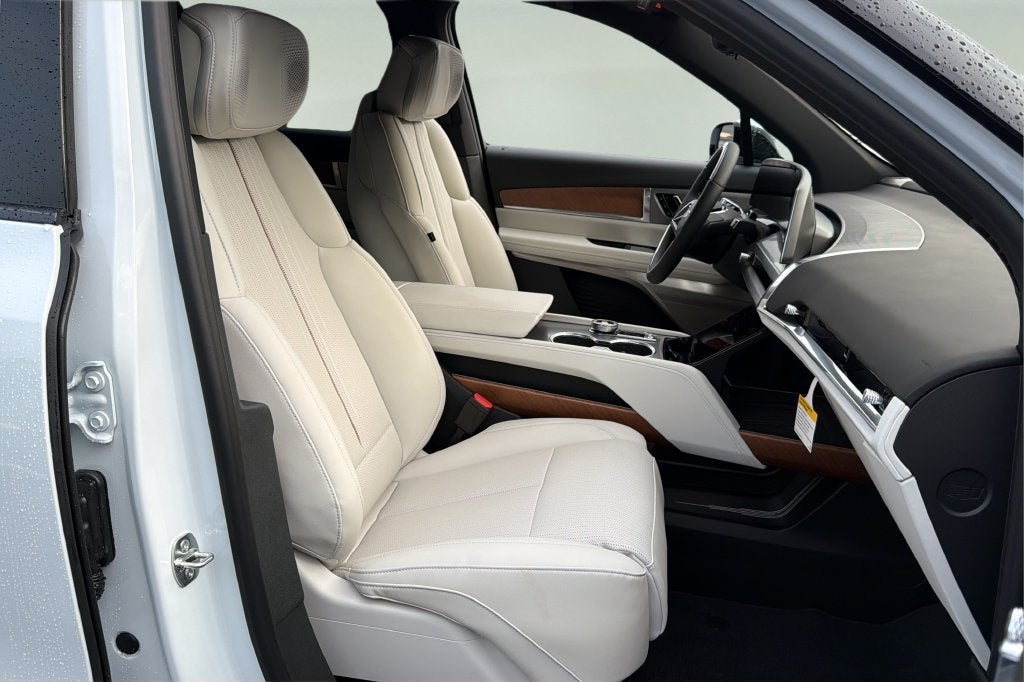 2027 Cadillac VISTIQ Sport