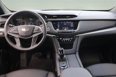 2026 Cadillac XT5 Luxury