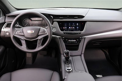 2026 Cadillac XT5 Luxury