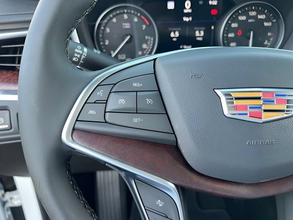 2026 Cadillac XT5 Premium Luxury