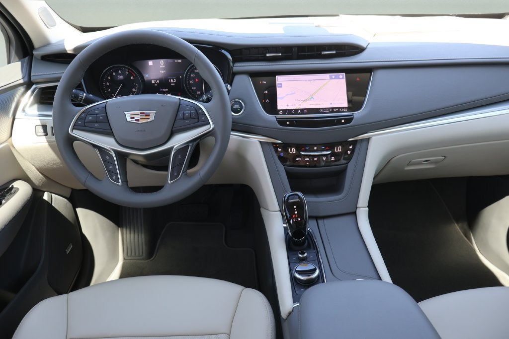 2026 Cadillac XT5 Premium Luxury