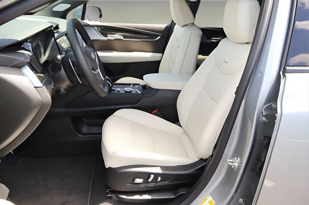 2026 Cadillac XT5 Sport