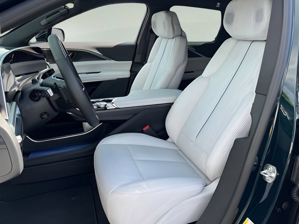2026 Cadillac LYRIQ Premium Luxury