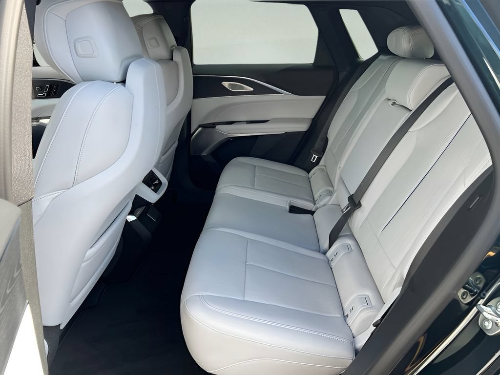 2026 Cadillac LYRIQ Premium Luxury