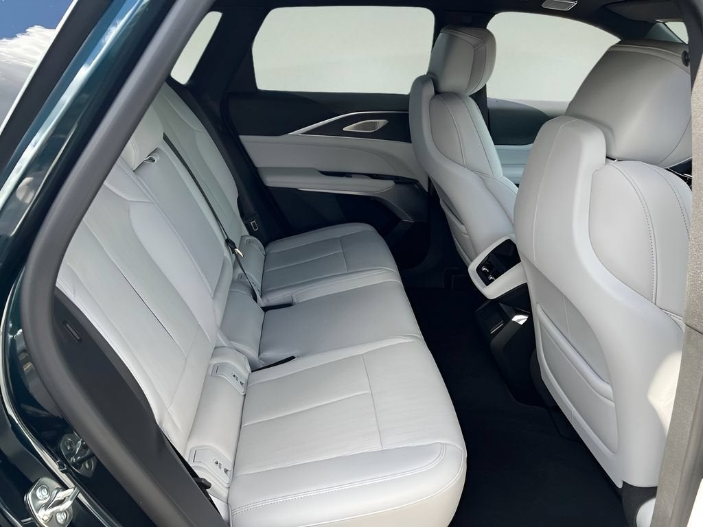 2026 Cadillac LYRIQ Premium Luxury
