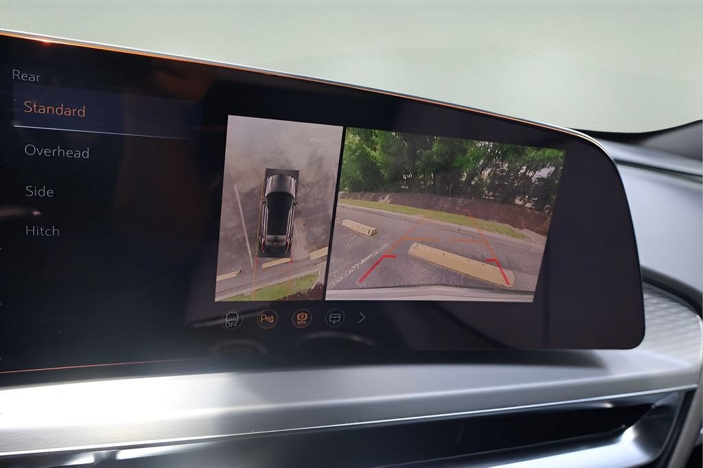 2026 Cadillac LYRIQ Premium Luxury