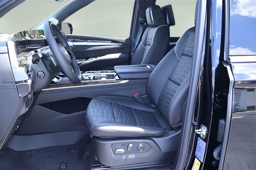 2026 Cadillac Escalade ESV Platinum Luxury
