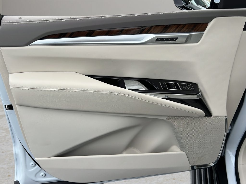 2027 Cadillac Escalade Platinum Sport