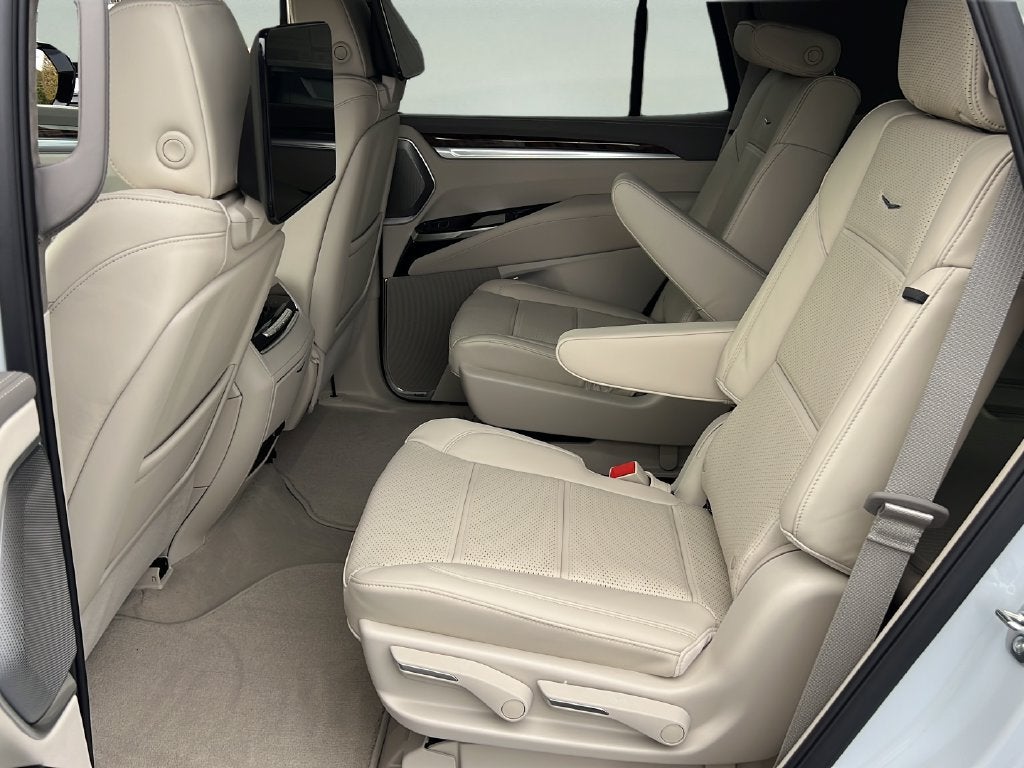 2027 Cadillac Escalade Platinum Sport