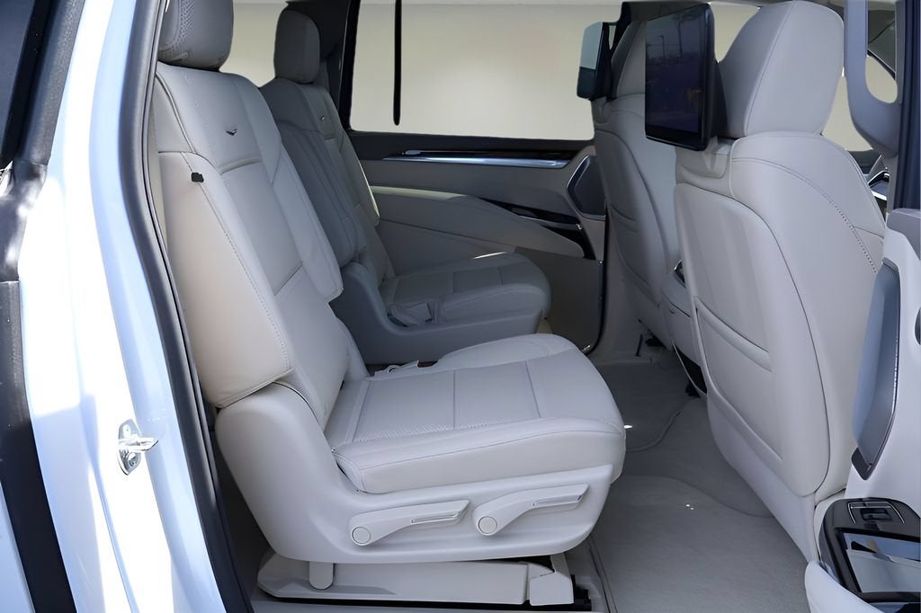 2026 Cadillac Escalade ESV Platinum Luxury
