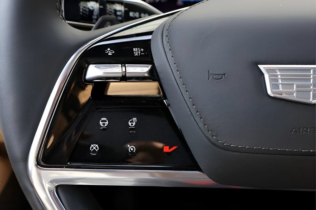 2025 Cadillac ESCALADE IQ Luxury 2