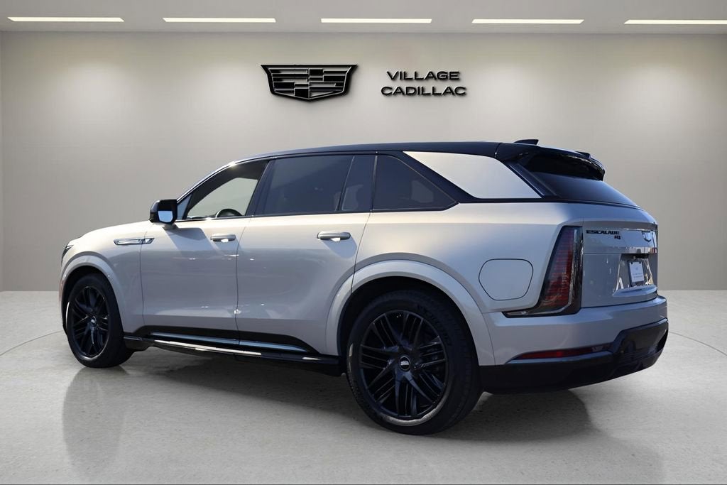 2025 Cadillac ESCALADE IQ Sport 2