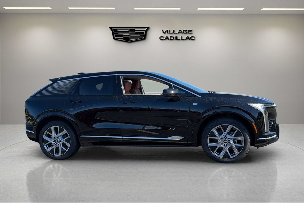 2027 Cadillac OPTIQ Premium Luxury