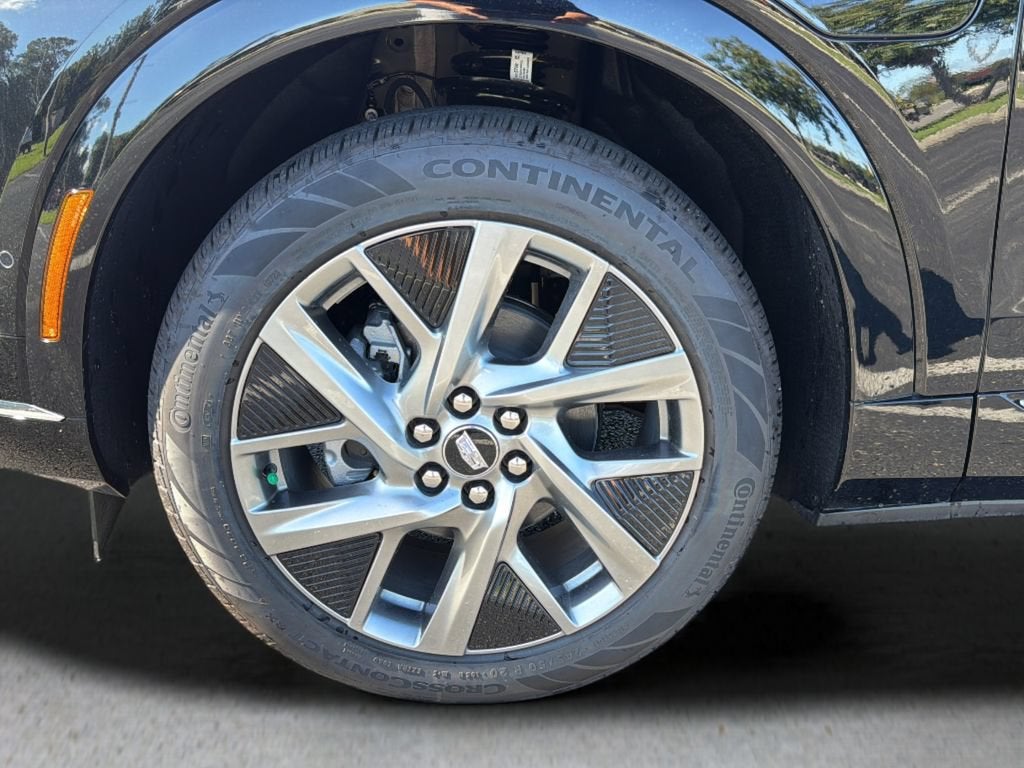 2027 Cadillac OPTIQ Premium Luxury