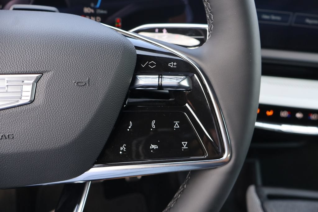 2027 Cadillac OPTIQ Premium Luxury