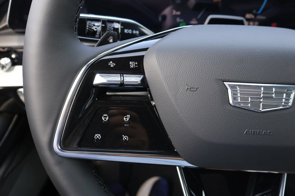 2027 Cadillac OPTIQ Premium Luxury