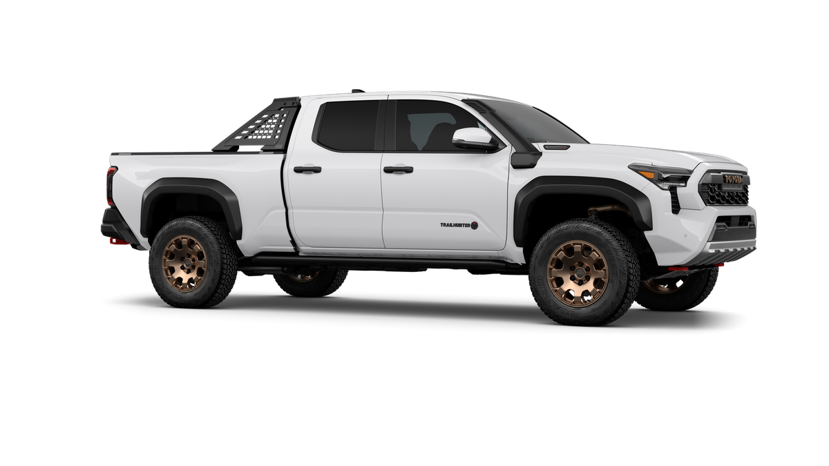 2026 Toyota Tacoma i-FORCE MAX Trailhunter